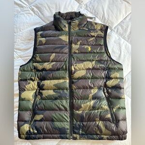 Polo Ralph Lauren Camouflage Puffer Vest
NWT
Size Large 
Water Resistant